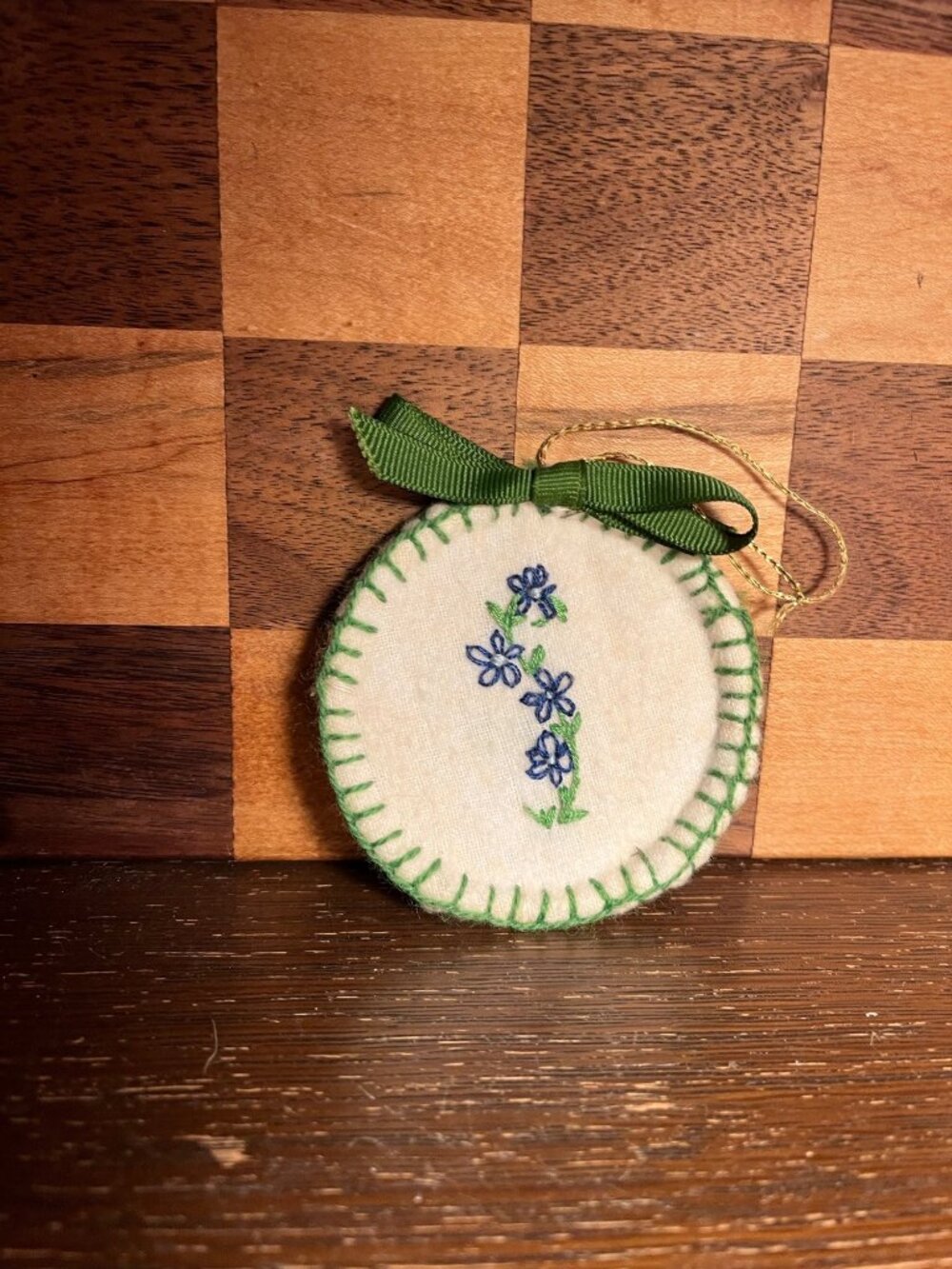 Small Embroidered Forget me Nots Ornament A1139